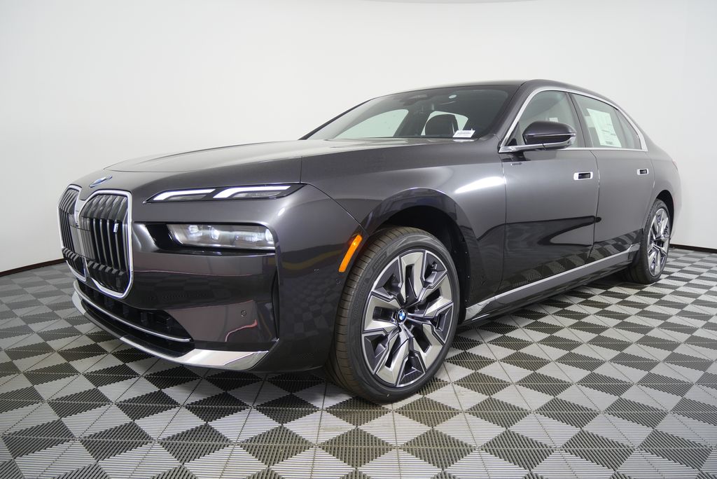 Thumbnail: 2026 BMW i7 - 7