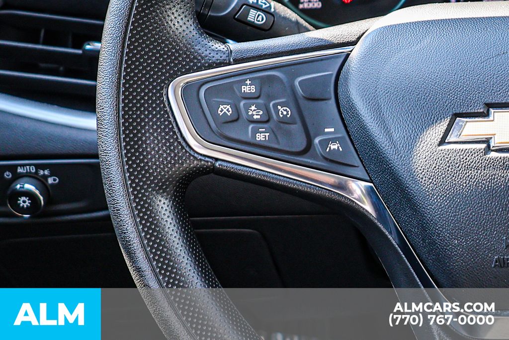 Used 2024 White Chevrolet LT image 33