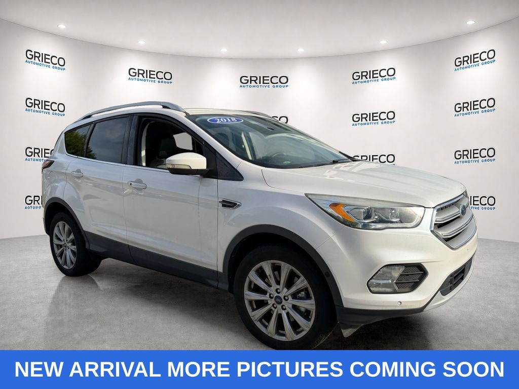 White Platinum Clearcoat Metallic 2018 Ford Escape SUV / Crossover Front-Wheel Drive 6-Speed Automatic