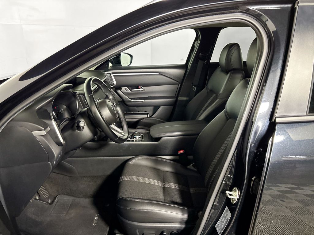 2025 Mazda CX-50 2.5 S Preferred Package