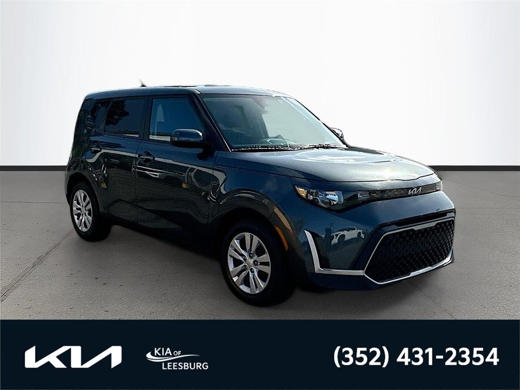 Kdt 2024 Kia Soul LX FWD SUV / Crossover Front-Wheel Drive Continuously Variable Transmission