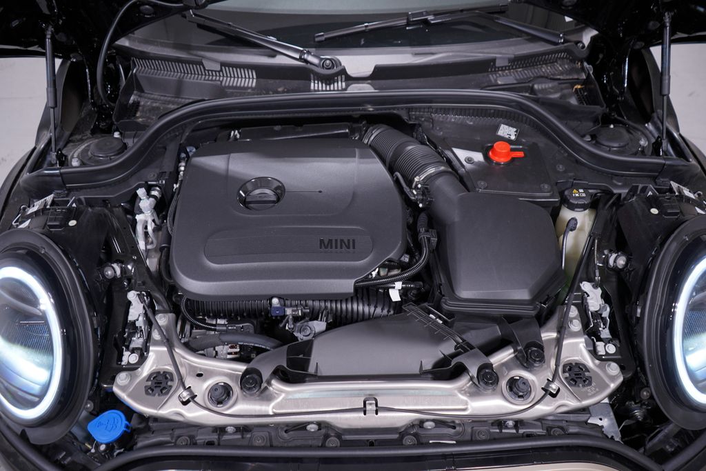 Thumbnail: 2025 MINI Cooper - 24