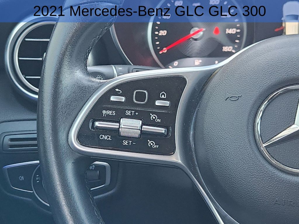 2021 Mercedes-Benz GLC GLC 300 26