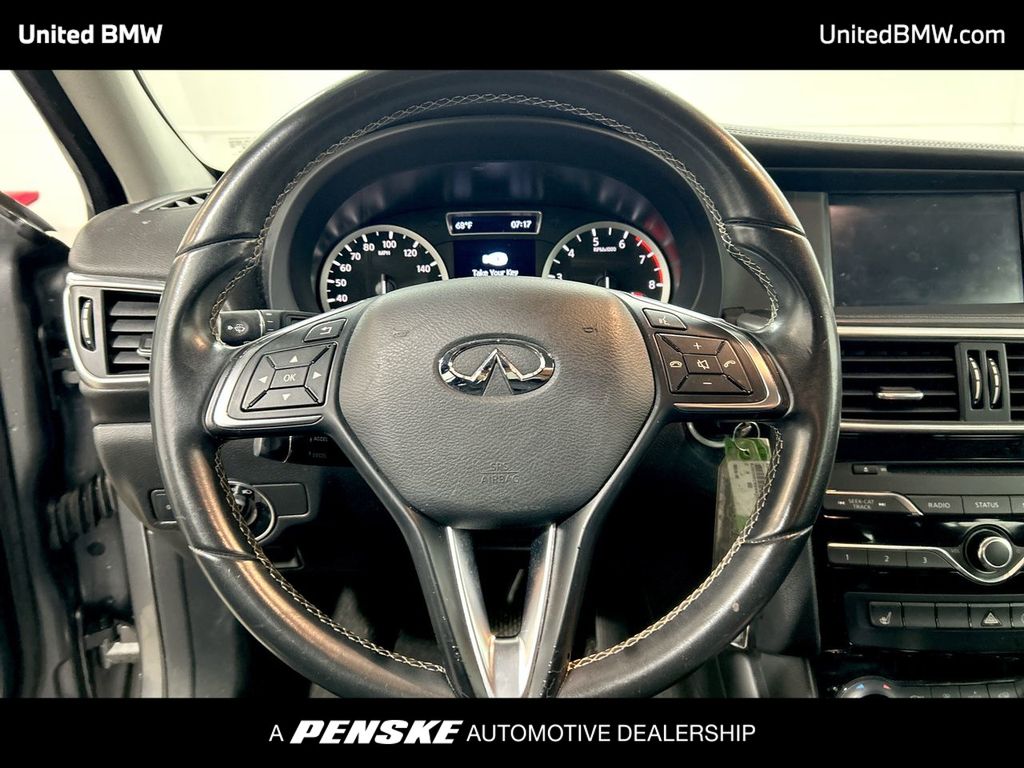 Thumbnail: 2017 INFINITI QX30 - 14