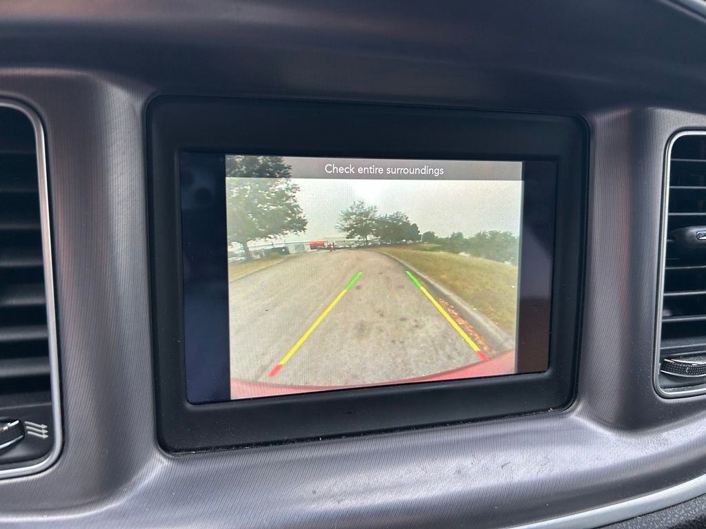 Thumbnail: 2020 Dodge Charger - 24