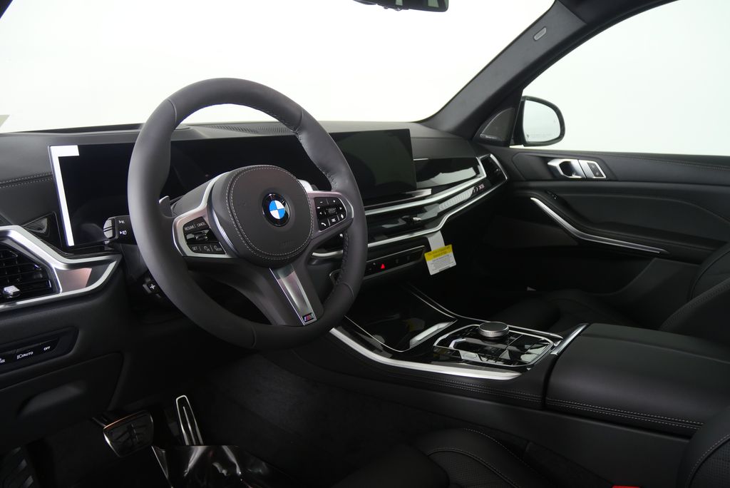 Thumbnail: 2026 BMW X5 - 12
