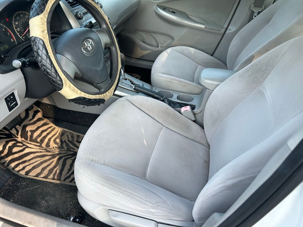 Thumbnail: 2011 Toyota Corolla - 13