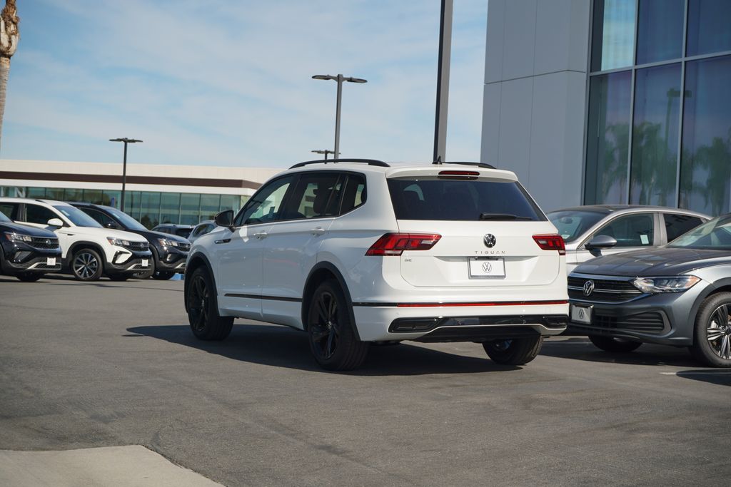 2024 Volkswagen Tiguan 2.0T SE R-Line Black 3