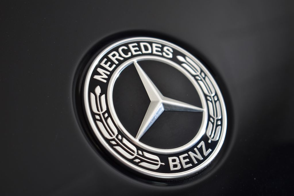 Thumbnail: 2025 Mercedes-Benz GLE - 10