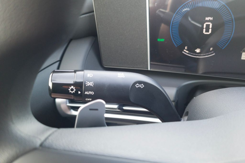 New 2026 Gray Hyundai Blue SE image 29