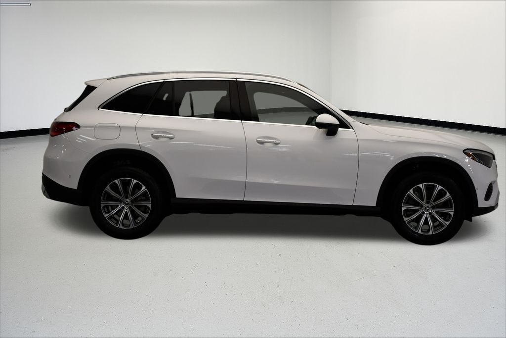 Thumbnail: 2026 Mercedes-Benz GLC - 6