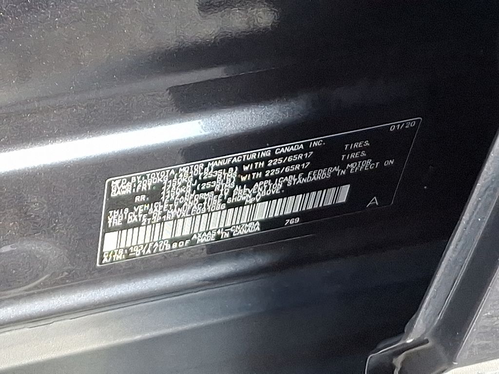 Thumbnail: 2020 Toyota RAV4 - 27