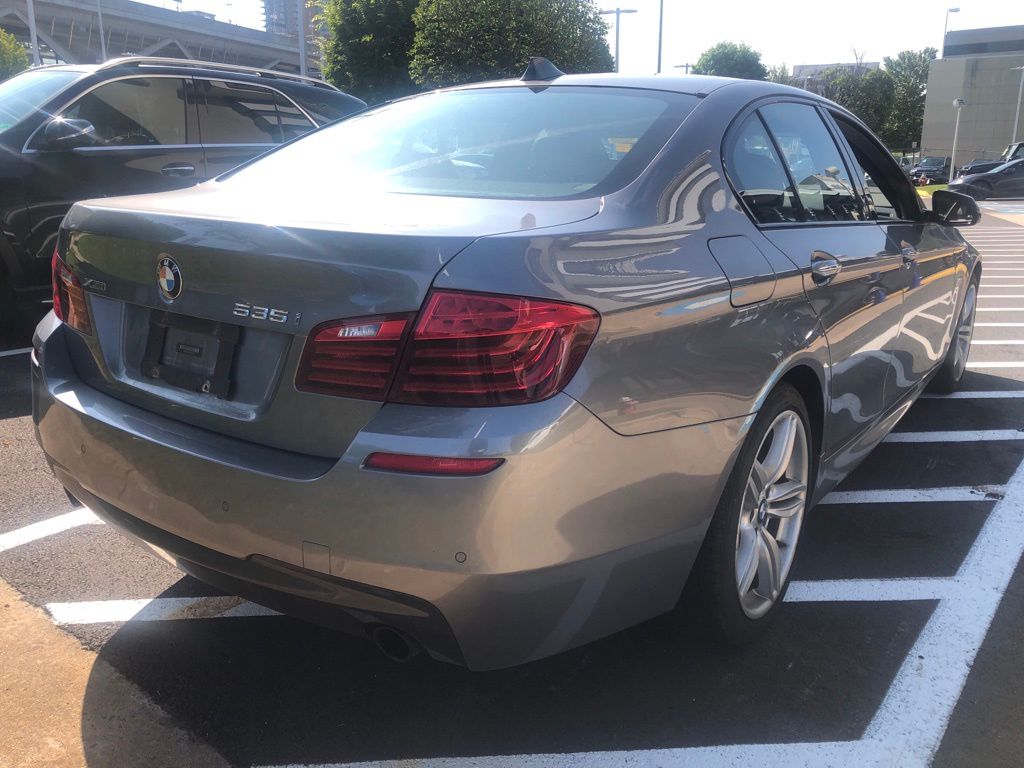 Thumbnail: 2016 BMW 5 Series - 4