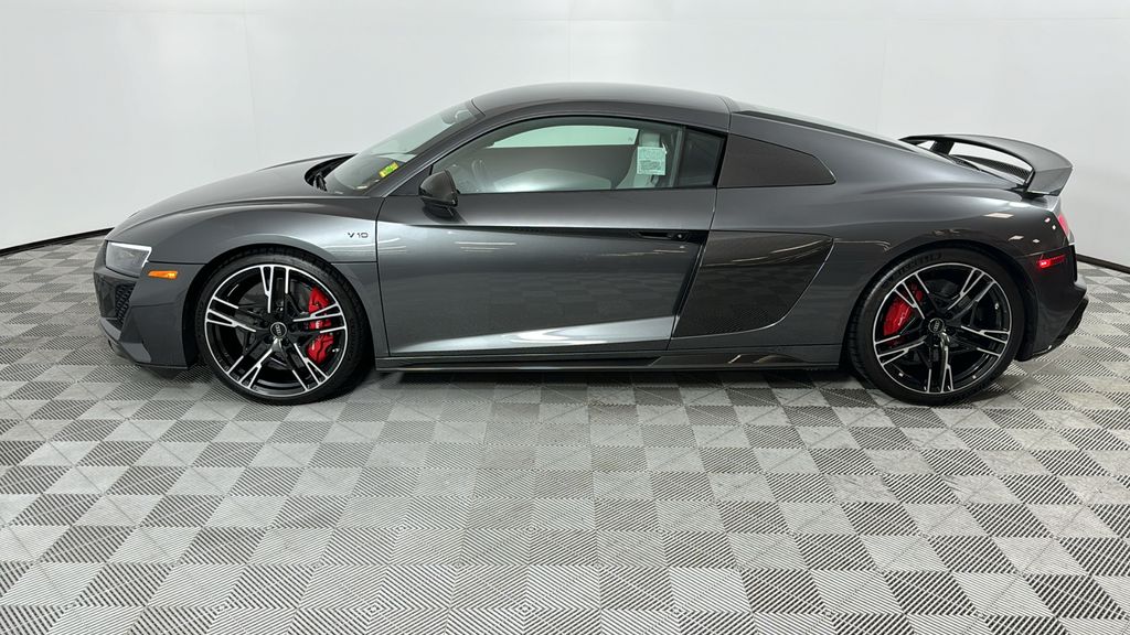 2021 Audi R8  2