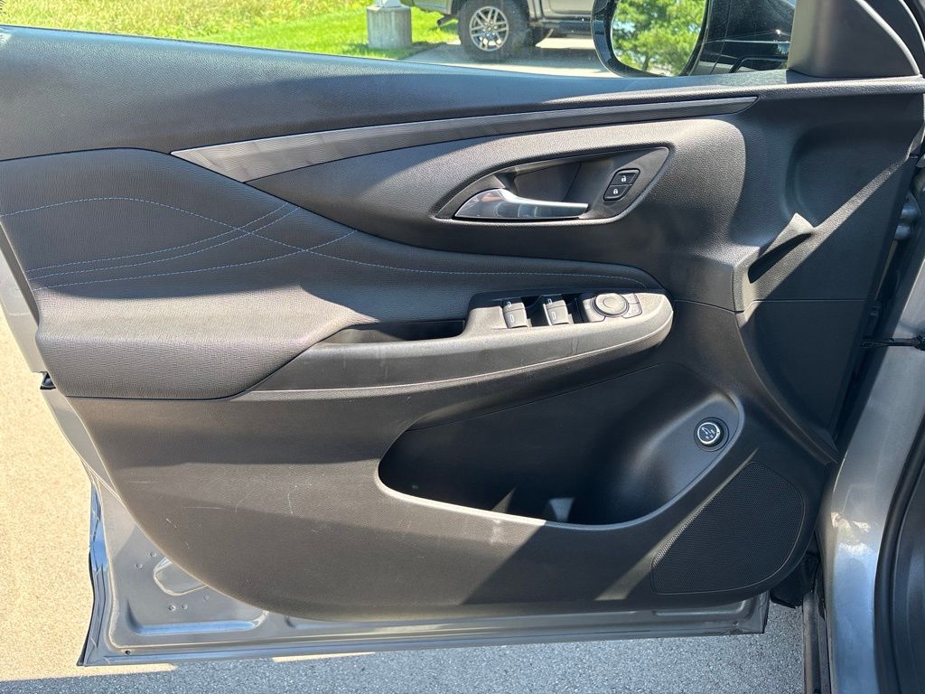 Used 2025 Buick Envista SUV