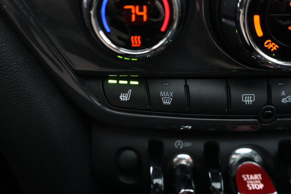 Thumbnail: 2017 MINI Cooper Countryman - 23