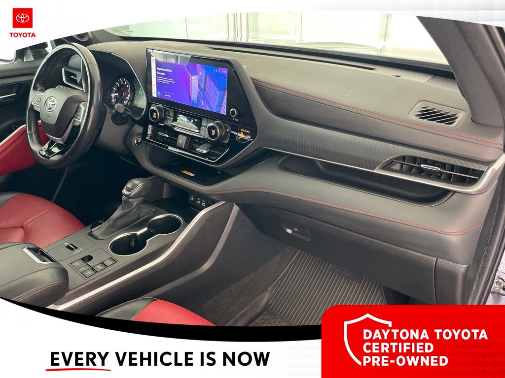 Used 2023 Toyota Highlander SUV