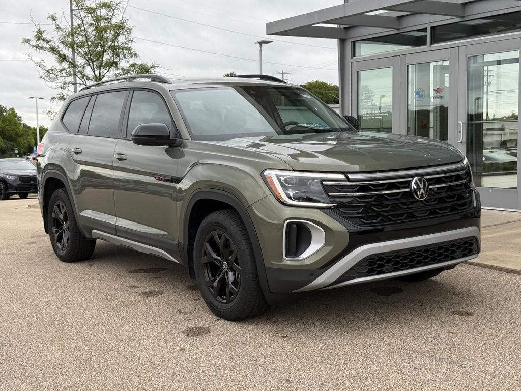Avocado Green Pearl 2024 Volkswagen Atlas SUV / Crossover All-Wheel Drive 8-Speed Automatic