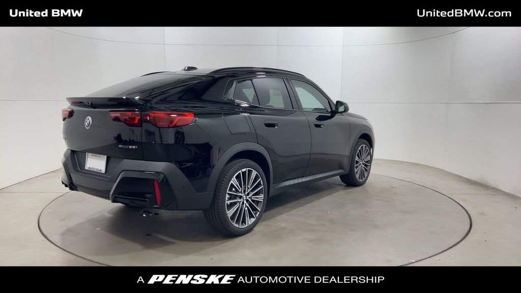 Thumbnail: 2026 BMW X2 - 8