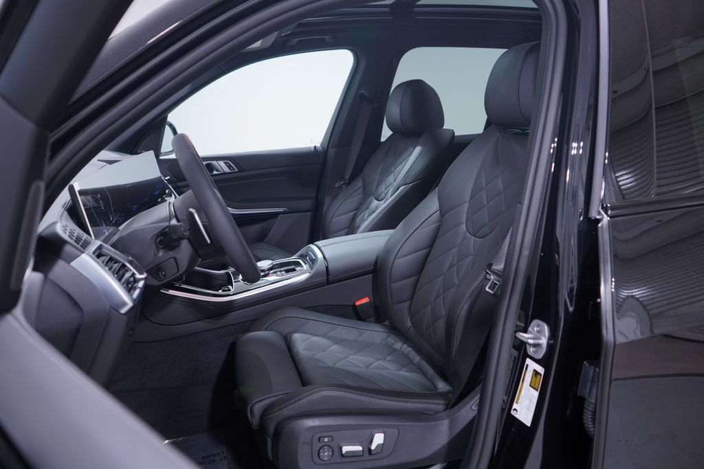 Thumbnail: 2026 BMW X5 - 7