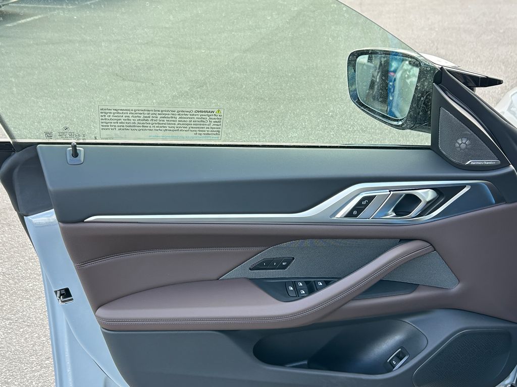 Thumbnail: 2026 BMW i4 - 11