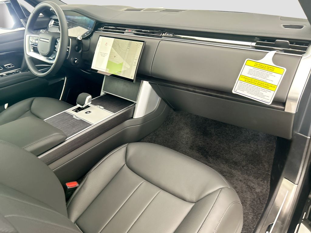 Thumbnail: 2026 Land Rover Range Rover - 16