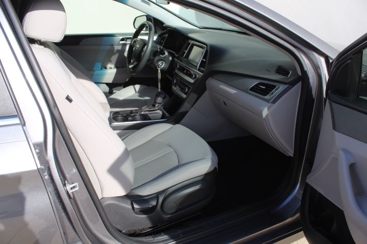 Used Car 2018 Hyundai Sonata  Se For Sale Under $15,000 In Georgetown, Texas