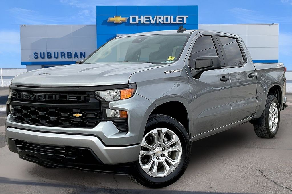 2023 Chevrolet Silverado 1500 Custom Crew Cab 4WD