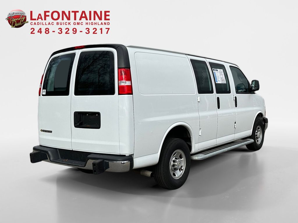 2022 Chevrolet Express 2500 Work Van 7