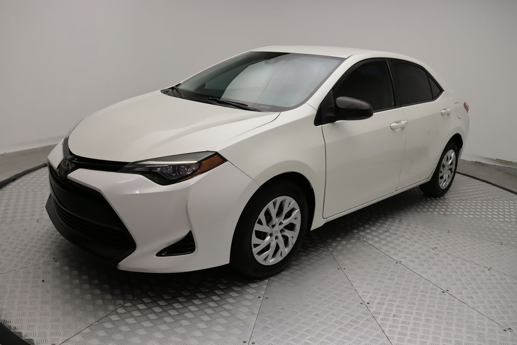 Thumbnail: 2017 Toyota Corolla - 1