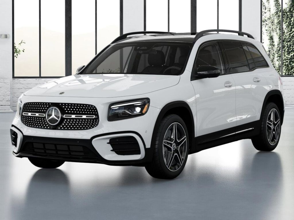 2026 Mercedes-Benz GLB 