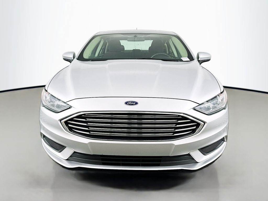 2018 Ford Fusion SE 2