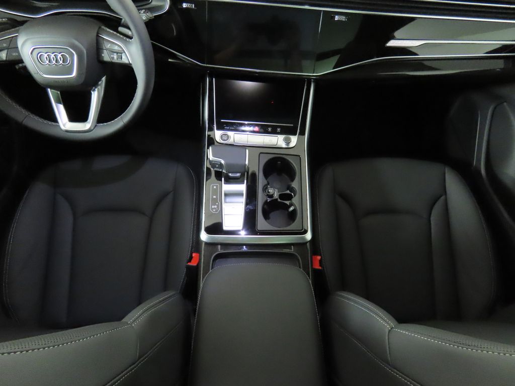 Thumbnail: 2025 Audi Q7 - 18