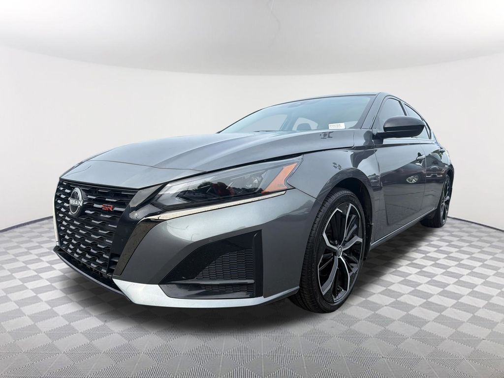 Gray (Gun Metallic) 2025 Nissan Altima Sedan Front-Wheel Drive Continuously Variable Transmission
