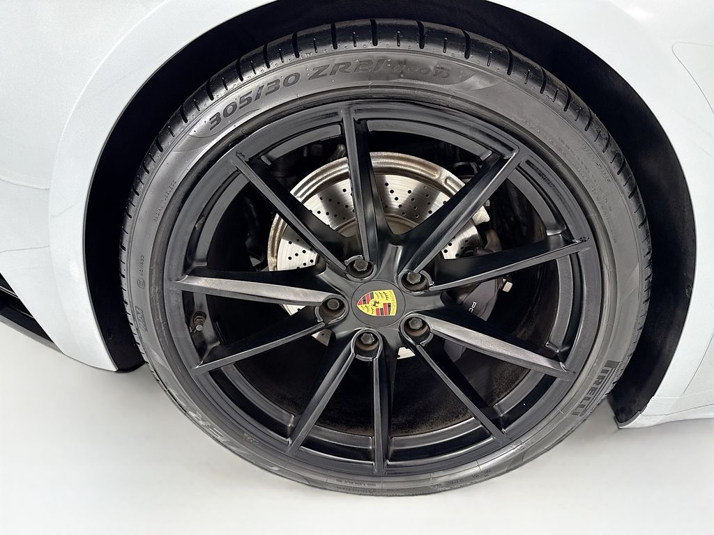 Thumbnail: 2020 Porsche 911 - 31
