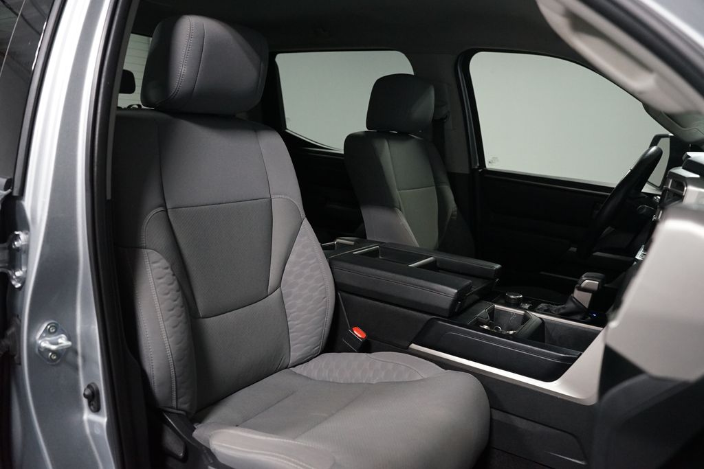 Thumbnail: 2022 Toyota Tundra - 30