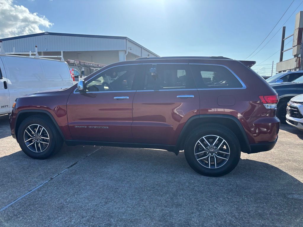 2021 Jeep Grand Cherokee Limited Red at Bravo Nissan