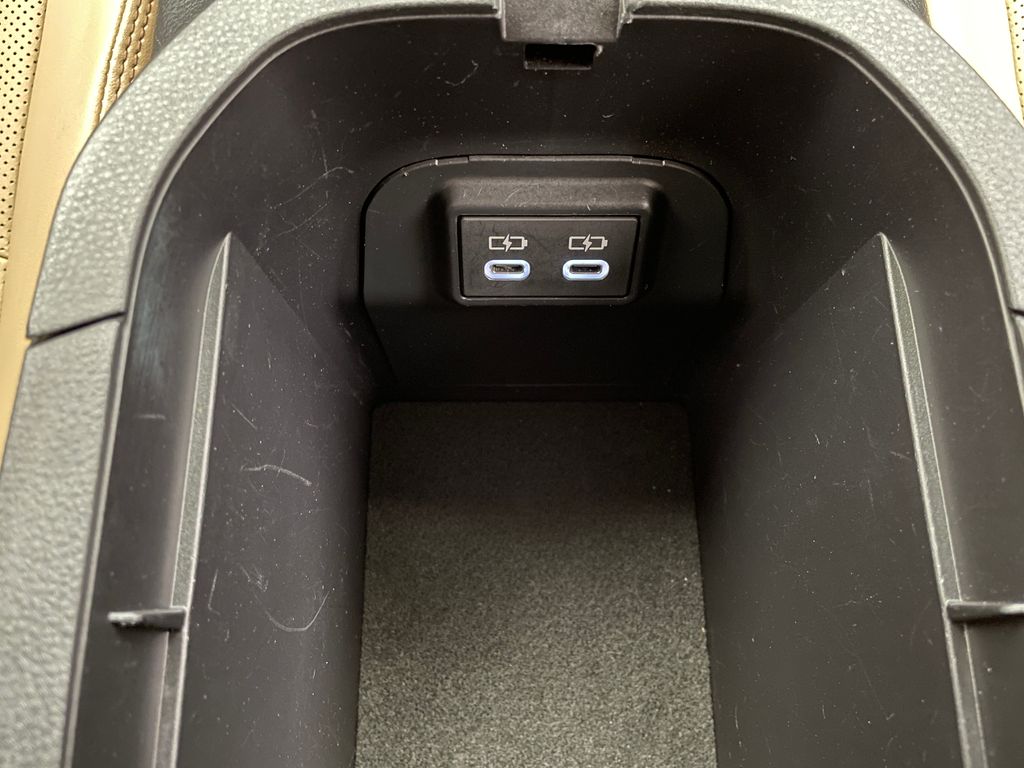2024 Toyota RAV4 Limited 30