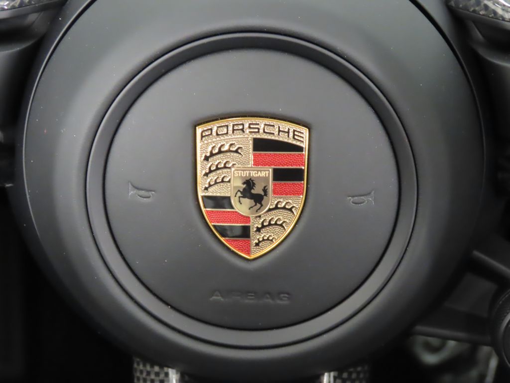 Thumbnail: 2025 Porsche Macan - 20