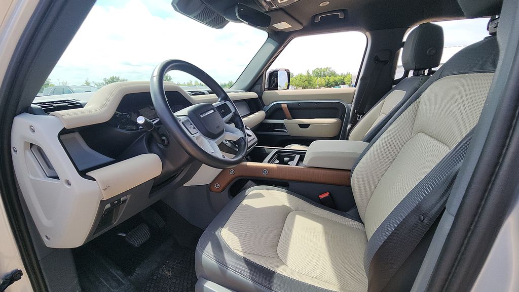 2023 Land Rover Defender 110