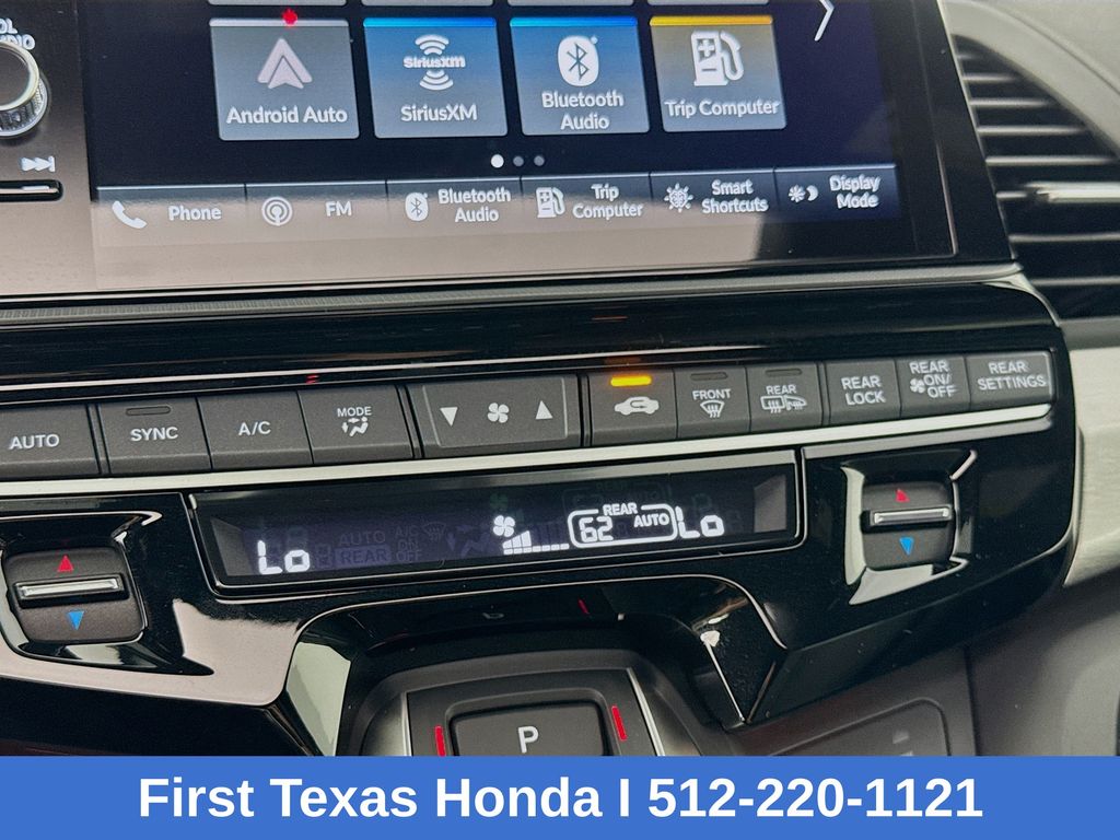 2025 Honda Odyssey Sport-L photo