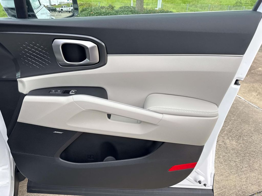 New 2026 White Kia EX image 14