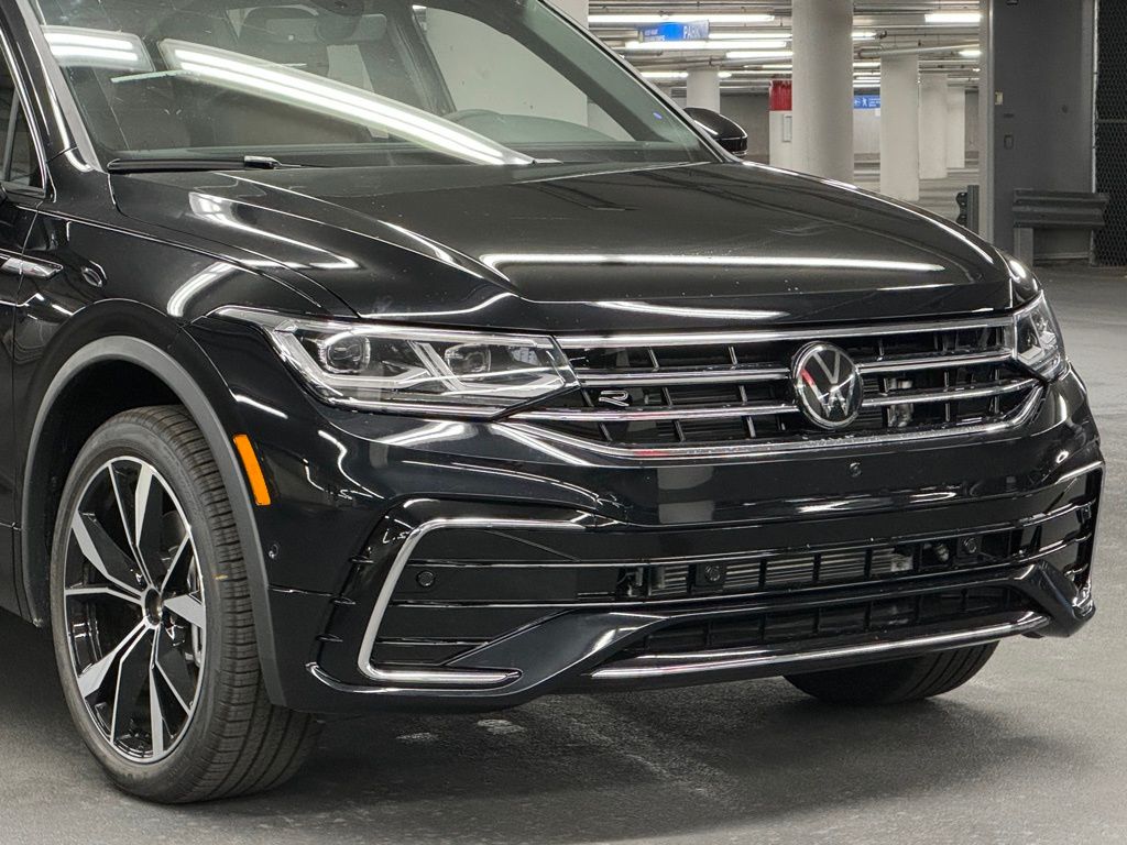 2024 Volkswagen Tiguan 2.0T SEL R-Line 37