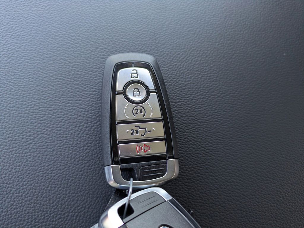 2026 Ford F-250 Super Duty LARIAT