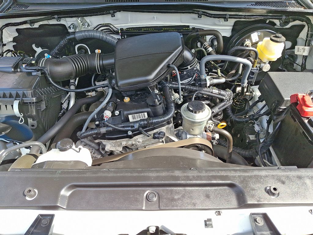 2022 Toyota Tacoma SR 27