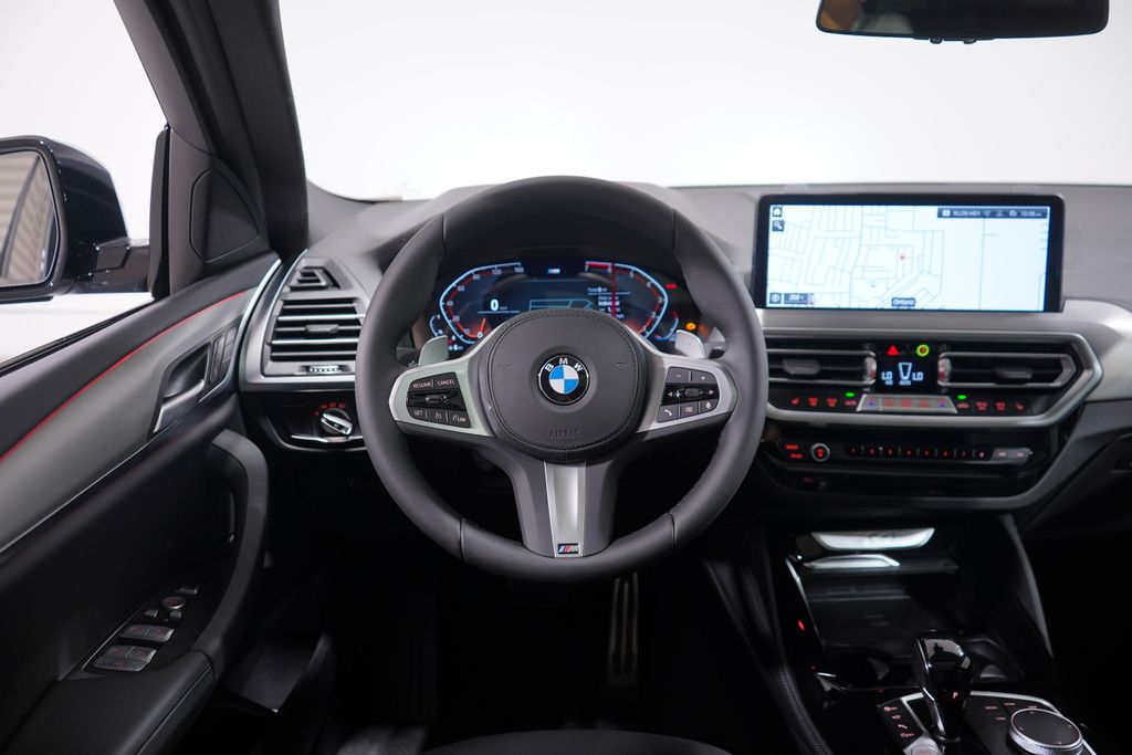 2025 BMW X4 xDrive30i 11