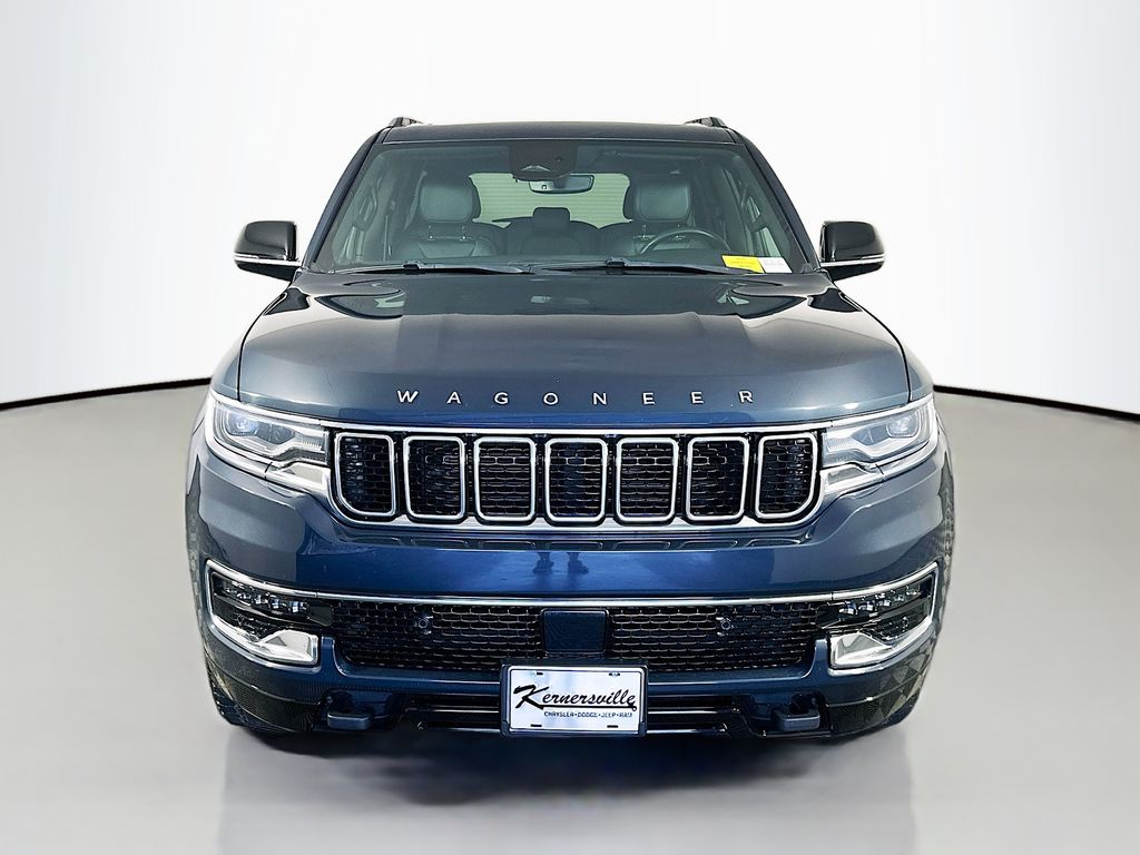 Used 2023 Gray Jeep Base image 2