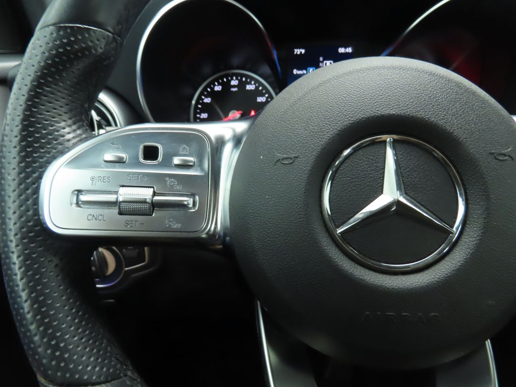2022 Mercedes-Benz GLC 300 11