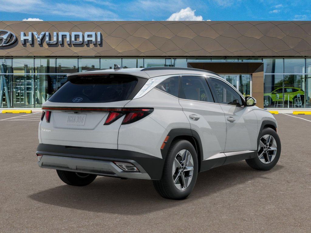 2025 Hyundai Tucson SEL 4