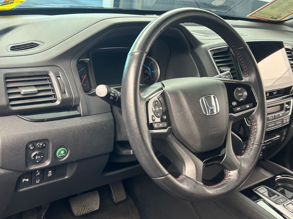 Used 2022 Black Honda Black Edition image 14